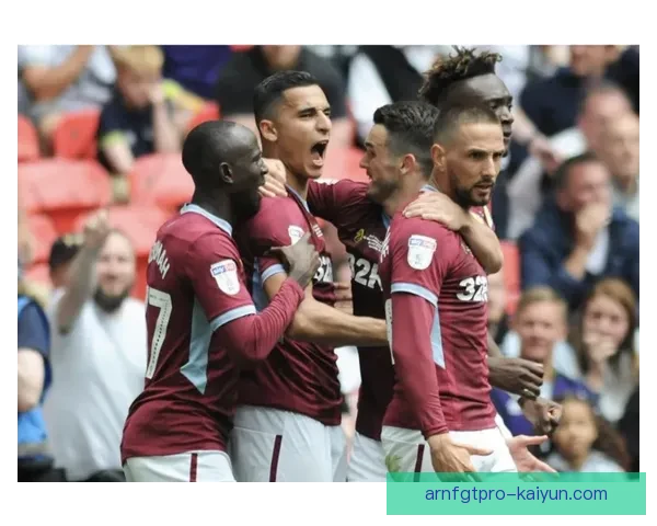 莱昂·贝利助威维拉，状态回暖持续闪耀英超赛场表现亮眼