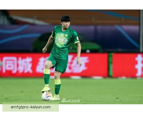 奥格斯堡关键球员近期表现稳健，攻防两端持续提升